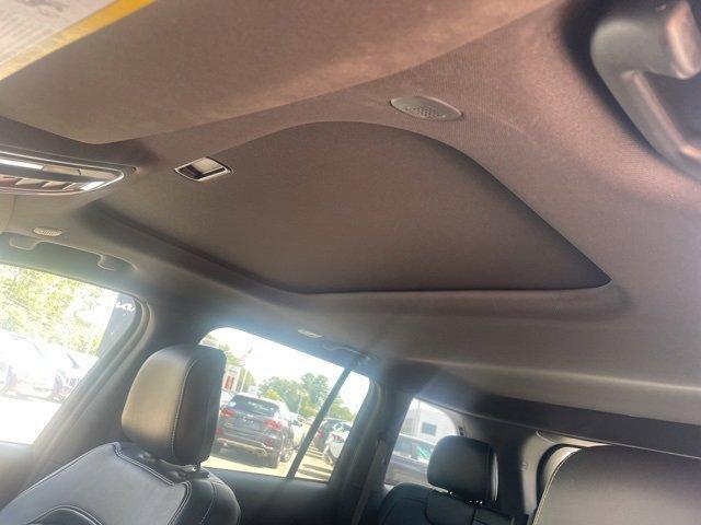 used 2022 Jeep Grand Cherokee car, priced at $34,490