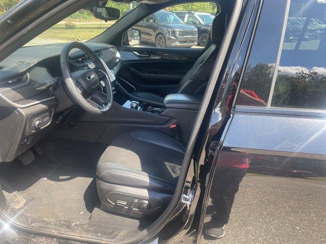 used 2022 Jeep Grand Cherokee car, priced at $34,490
