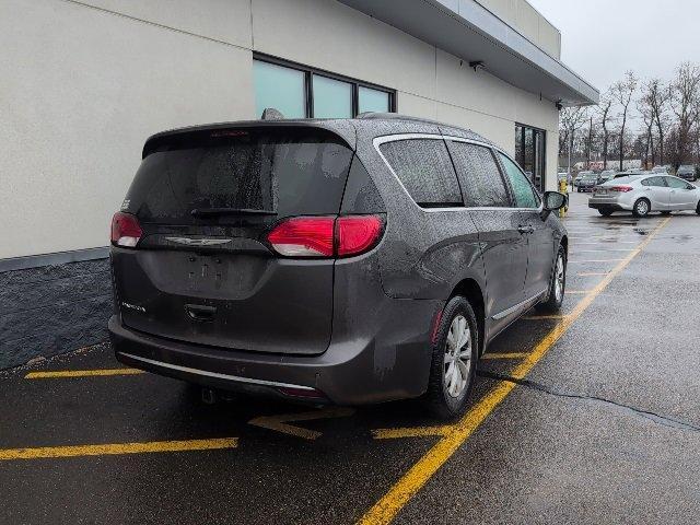 used 2017 Chrysler Pacifica car, priced at $14,491