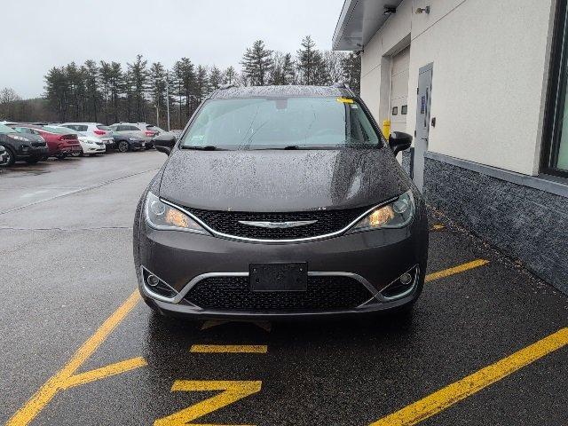 used 2017 Chrysler Pacifica car, priced at $14,491