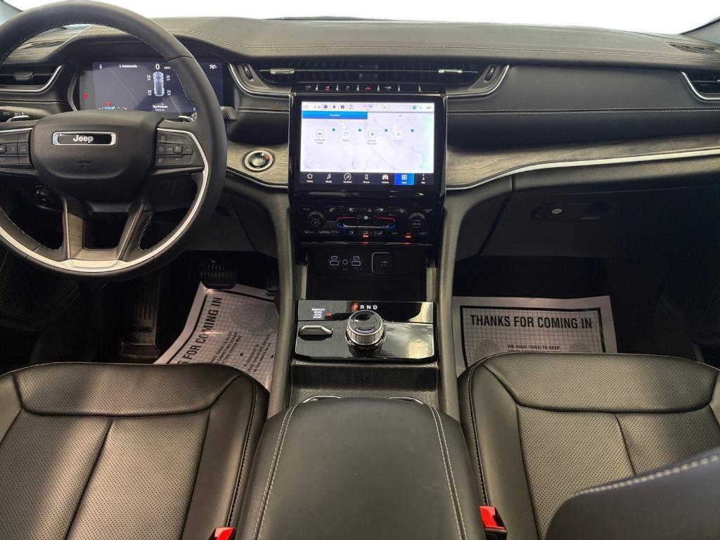 used 2024 Jeep Grand Cherokee car, priced at $39,994