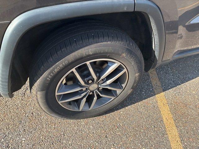 used 2017 Jeep Grand Cherokee car, priced at $16,494