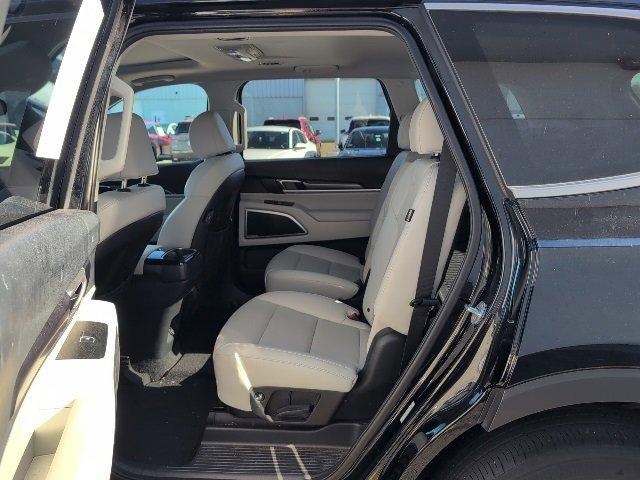 used 2023 Kia Telluride car, priced at $34,990