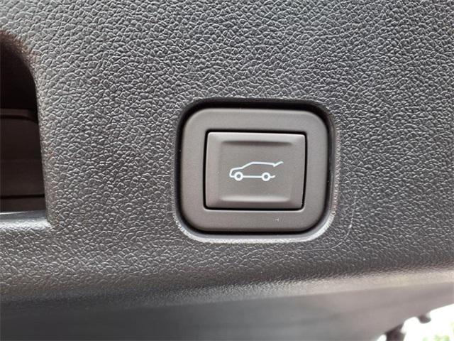 new 2025 GMC Acadia car, priced at $52,740