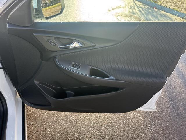 used 2018 Chevrolet Malibu car, priced at $13,999