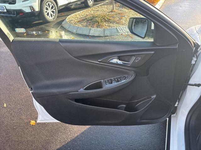 used 2018 Chevrolet Malibu car, priced at $13,999