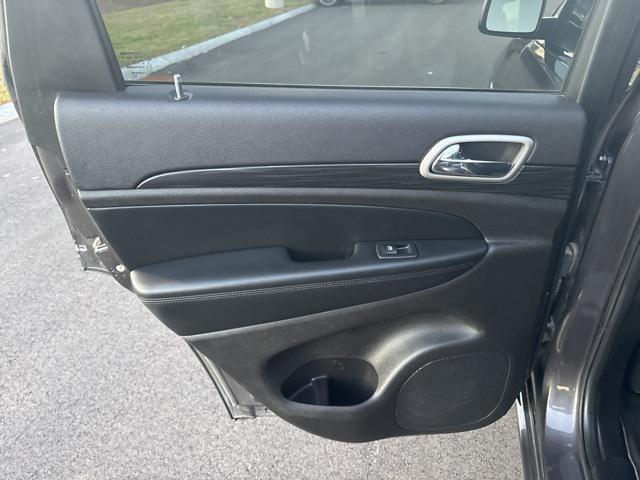 used 2021 Jeep Grand Cherokee car, priced at $25,999