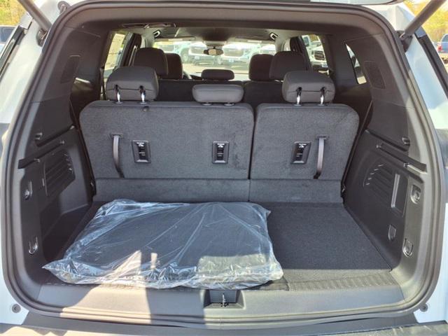new 2025 GMC Acadia car, priced at $44,640