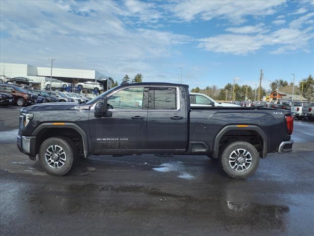 new 2024 GMC Sierra 2500 car, priced at $55,075