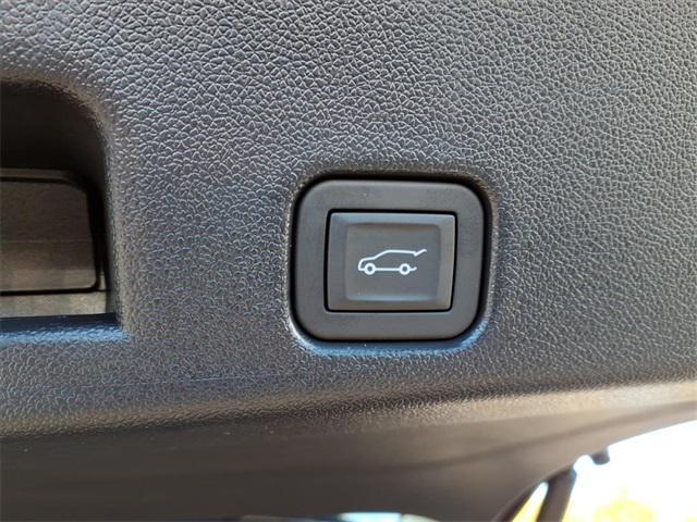 new 2026 GMC Acadia car, priced at $47,040