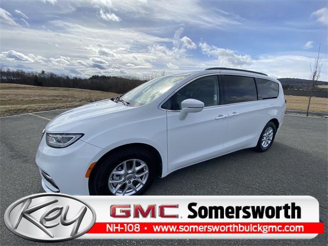 used 2022 Chrysler Pacifica car, priced at $25,999