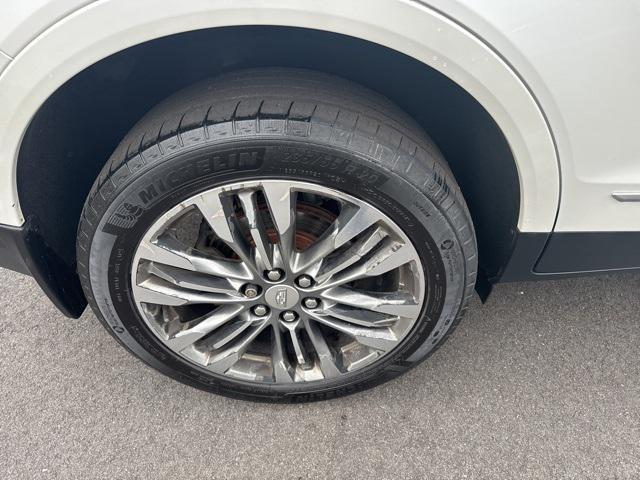 used 2017 Cadillac XT5 car, priced at $13,627