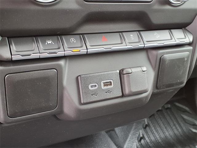 new 2025 GMC Sierra 1500 car, priced at $44,420