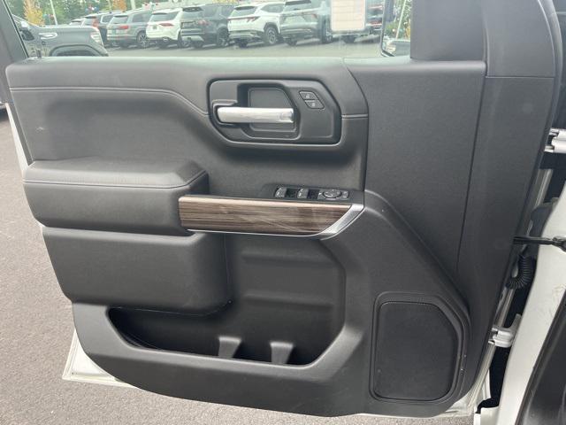 used 2022 Chevrolet Silverado 1500 car, priced at $31,999