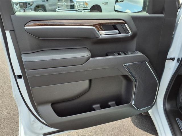 new 2025 GMC Sierra 1500 car, priced at $49,395
