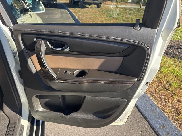 used 2015 GMC Acadia car, priced at $9,995