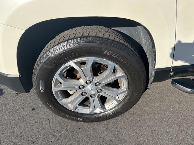 used 2015 GMC Acadia car, priced at $9,995