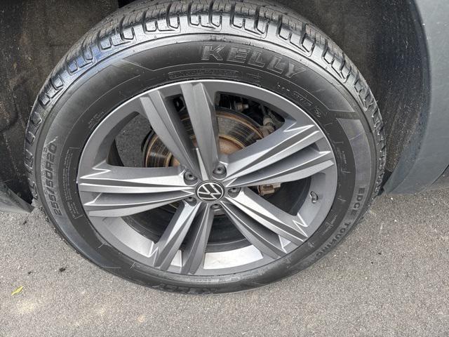 used 2022 Volkswagen Atlas car, priced at $30,999