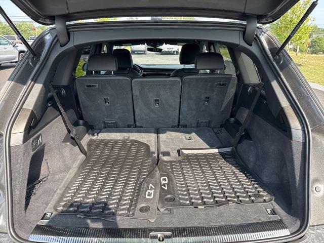 used 2025 Audi Q7 car, priced at $46,999