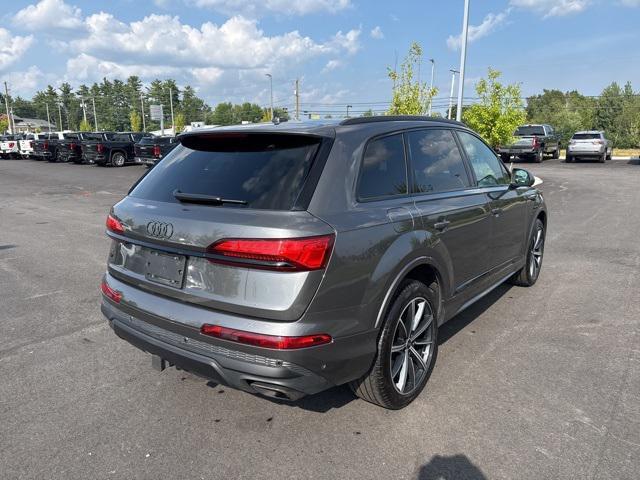 used 2025 Audi Q7 car, priced at $46,999