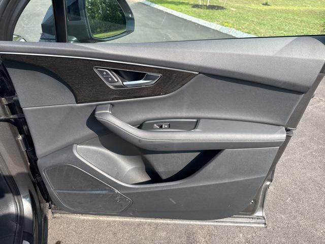 used 2025 Audi Q7 car, priced at $46,999