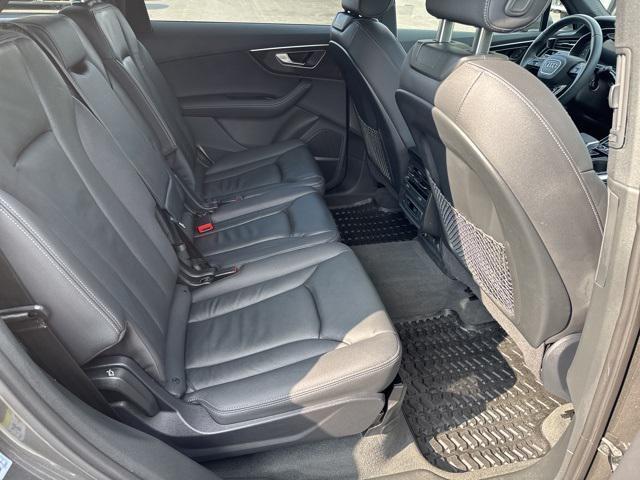 used 2025 Audi Q7 car, priced at $46,999
