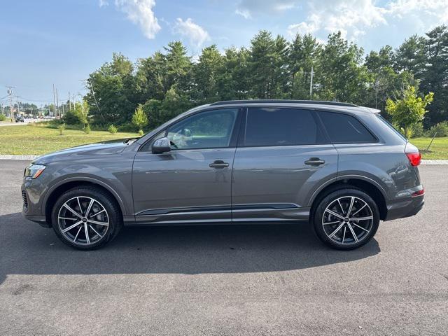 used 2025 Audi Q7 car, priced at $46,999