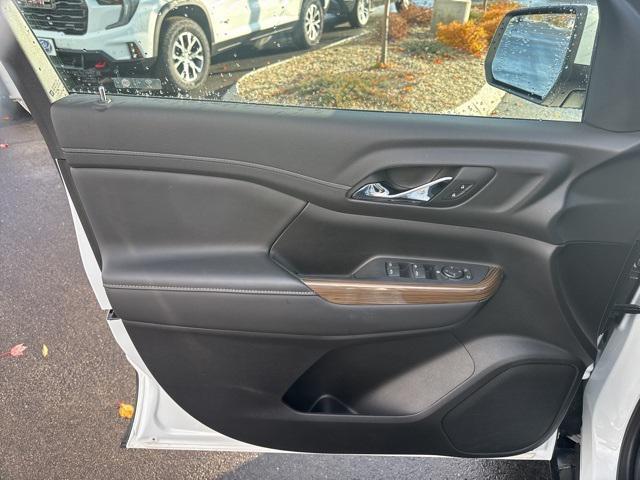 used 2023 GMC Acadia car, priced at $27,999