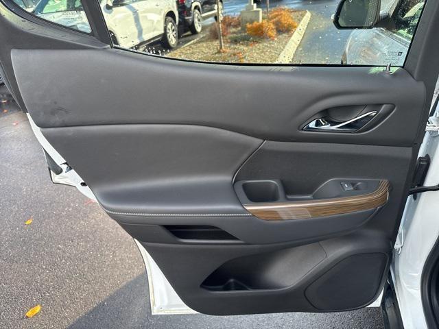 used 2023 GMC Acadia car, priced at $27,999