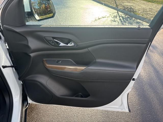 used 2023 GMC Acadia car, priced at $27,999