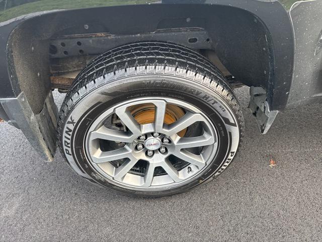 used 2021 GMC Canyon car, priced at $29,999