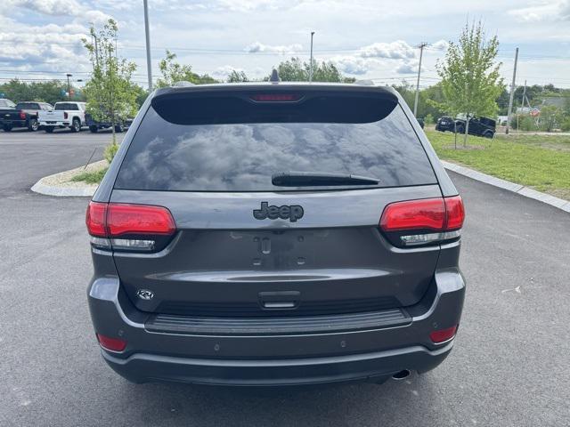 used 2017 Jeep Grand Cherokee car, priced at $15,999