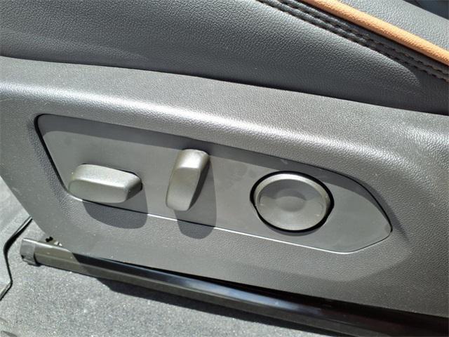 new 2025 GMC Canyon car, priced at $50,090