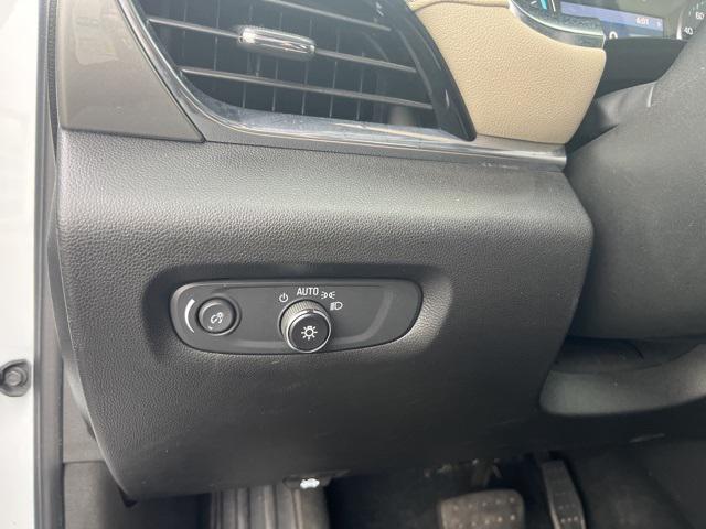 used 2023 Chevrolet Traverse car, priced at $28,499