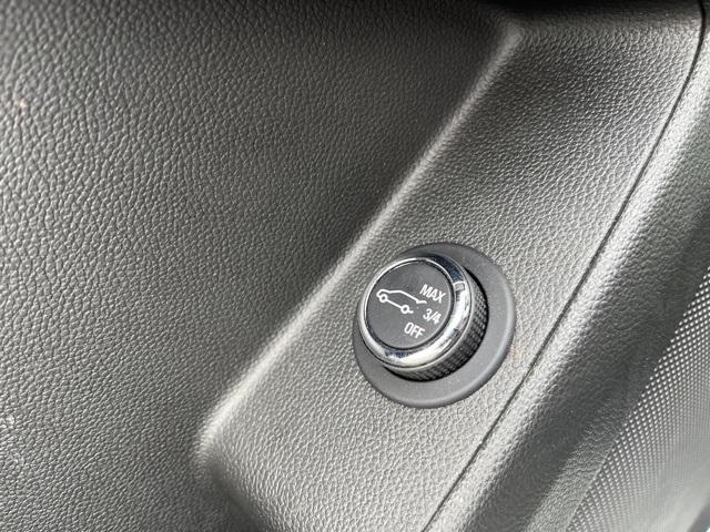 used 2023 Chevrolet Traverse car, priced at $28,499