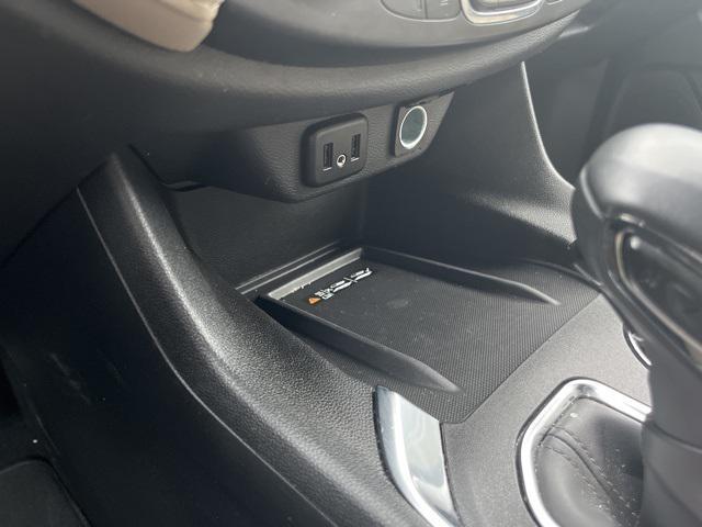 used 2023 Chevrolet Traverse car, priced at $28,499