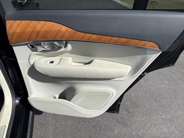 used 2022 Volvo XC90 car, priced at $37,999