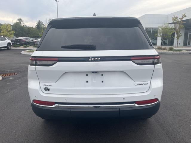 used 2022 Jeep Grand Cherokee car, priced at $31,499