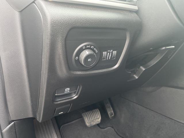 used 2022 Jeep Grand Cherokee car, priced at $31,499