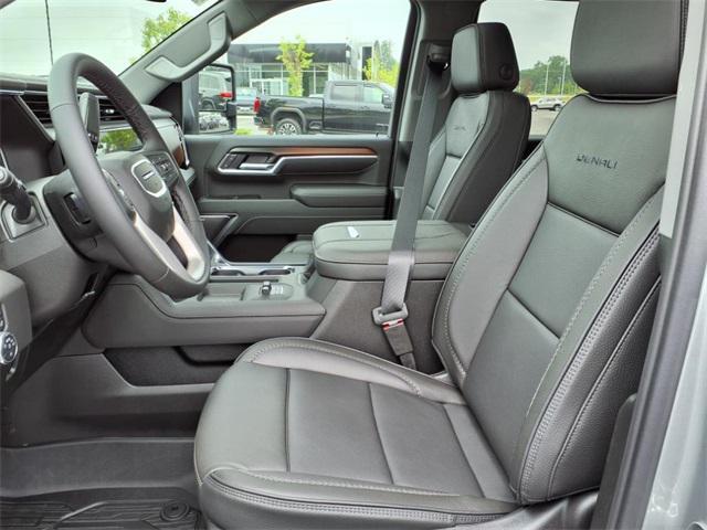new 2025 GMC Sierra 2500 car, priced at $73,705