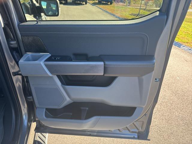 used 2021 Ford F-150 car, priced at $33,999