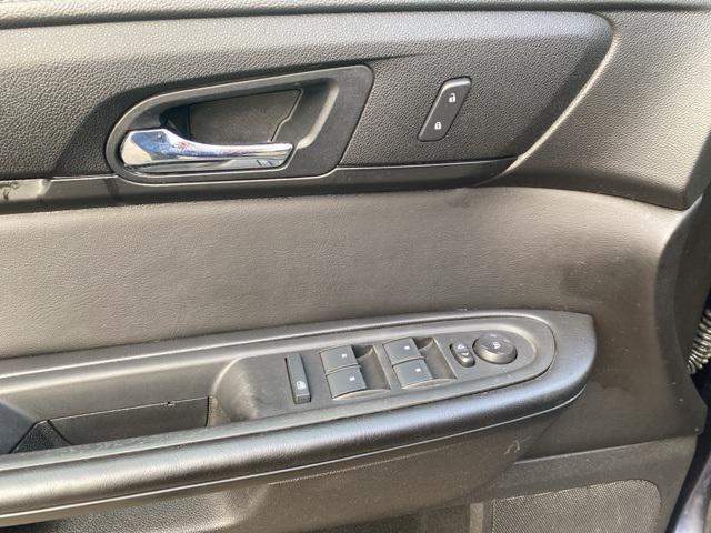 used 2014 Chevrolet Traverse car, priced at $9,995