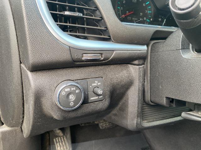 used 2014 Chevrolet Traverse car, priced at $9,995