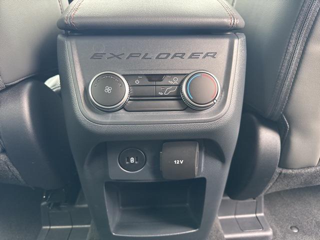 new 2025 Ford Explorer car, priced at $48,345