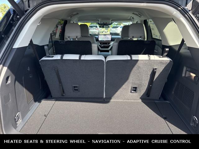 new 2025 Ford Explorer car, priced at $48,660