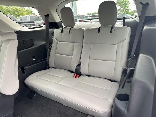 new 2025 Ford Explorer car, priced at $50,535