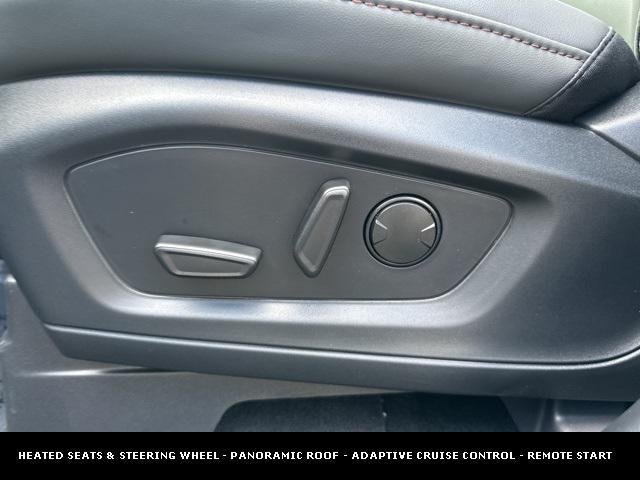 new 2025 Ford Explorer car, priced at $51,370