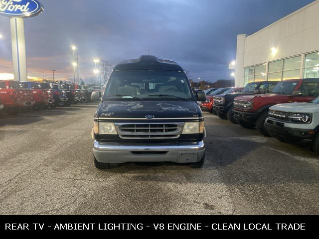 used 2000 Ford E150 car, priced at $4,995