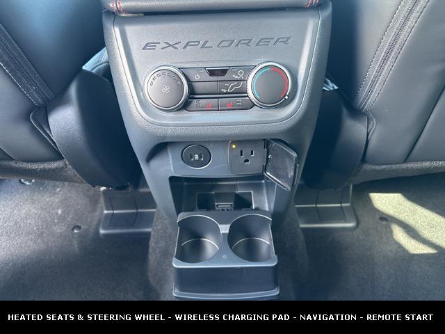 new 2025 Ford Explorer car