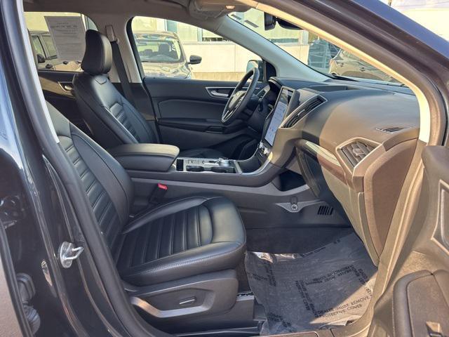 used 2024 Ford Edge car, priced at $31,995